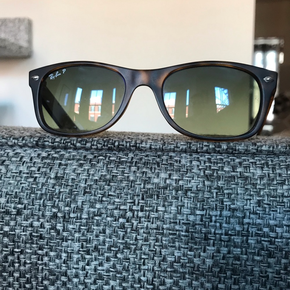 Ray-Ban Authentic New Wayfarer
